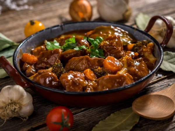 /images/recipes/boeuf_bourguignon-4by3.jpg