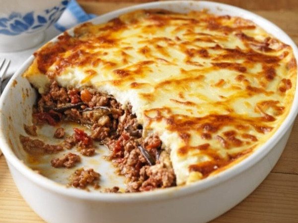 /images/recipes/moussaka-4by3.jpg